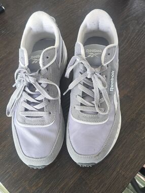 Reebok Light Grey Suede & Mesh Trainers